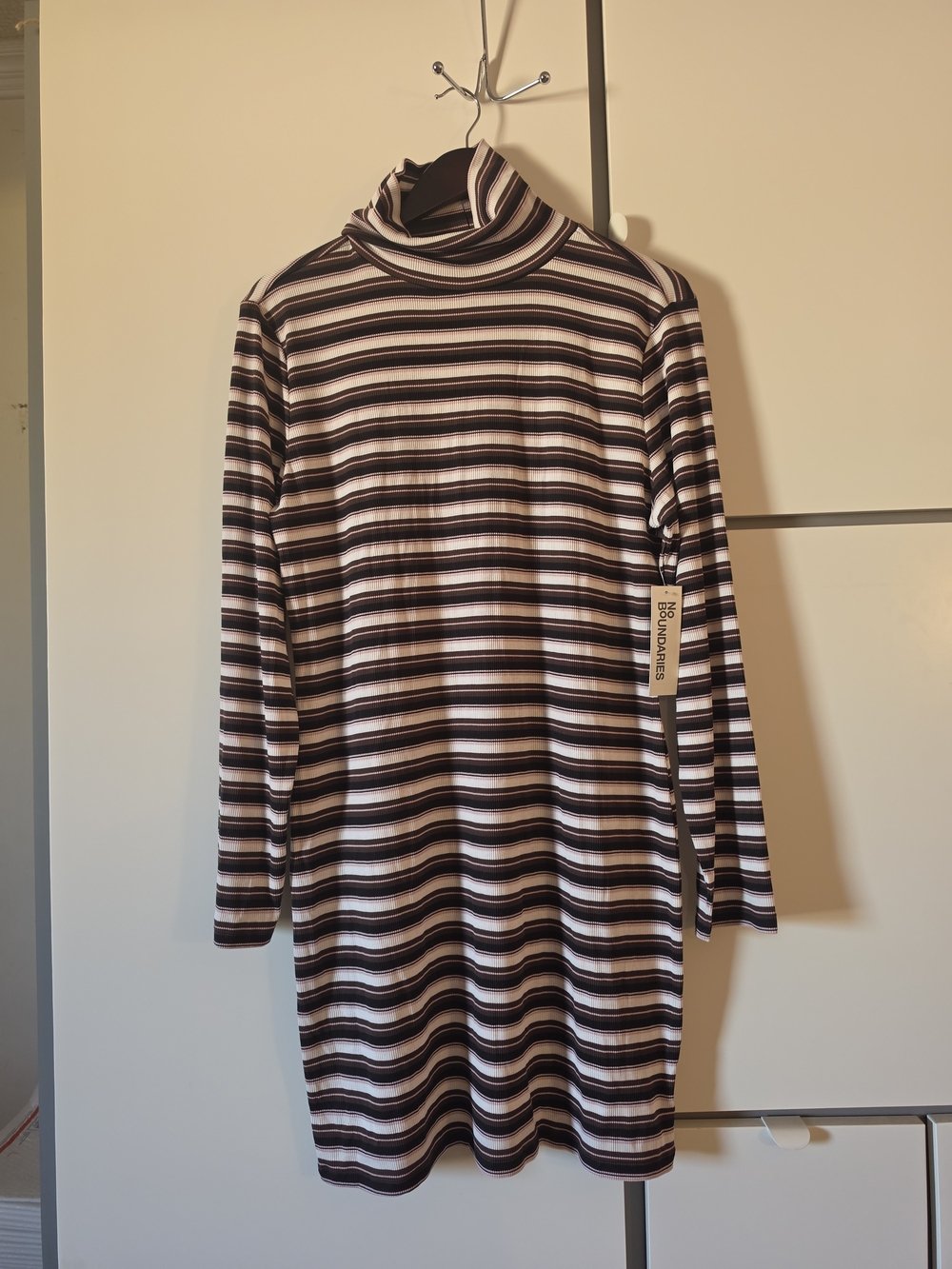 No Boundaries ribbed turtleneck mini dress,brown and white Size XXL